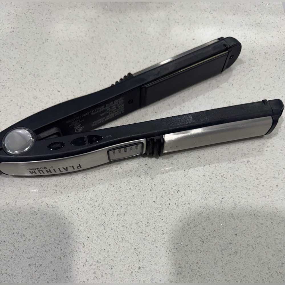 Platinum by CONAIR 1 inch Tourmaline Ceramic Flat Iron Hair Straightener